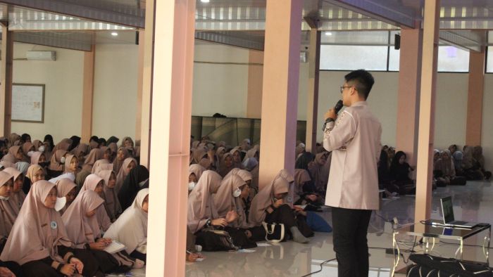 Siapkan Masa Depan Santri Sejak Dini, Al-Maahira Adakan Seminar Bersama Catatan Psikologi_3