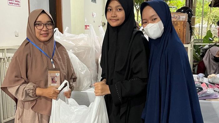 Mengulik Tradisi Berbagi 1000 Iftar di Al Maahira IIBS Malang_1