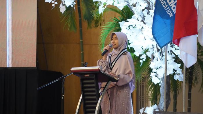 Acara Puncak Perjalanan Cemerlang Angkatan Perdana: The First Graduation of Al-Maahira IIBS Malang_10