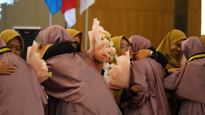 Acara Puncak Perjalanan Cemerlang Angkatan Perdana: The First Graduation of Al-Maahira IIBS Malang_13