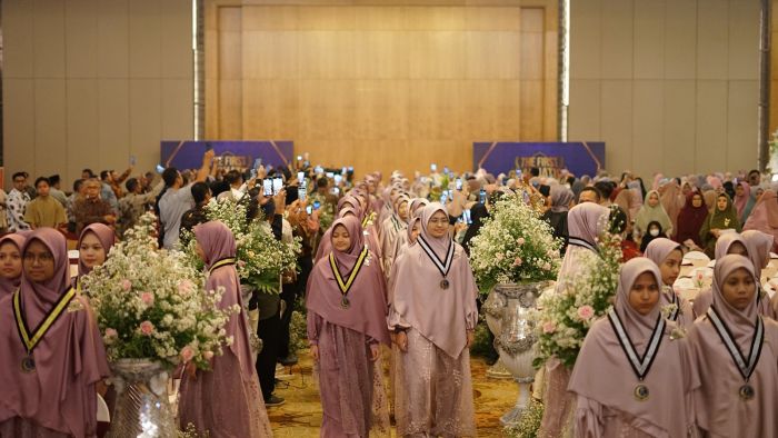 Acara Puncak Perjalanan Cemerlang Angkatan Perdana: The First Graduation of Al-Maahira IIBS Malang_19