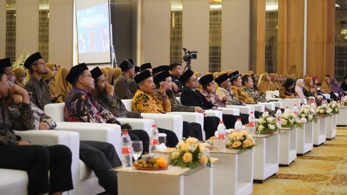 Acara Puncak Perjalanan Cemerlang Angkatan Perdana: The First Graduation of Al-Maahira IIBS Malang_23