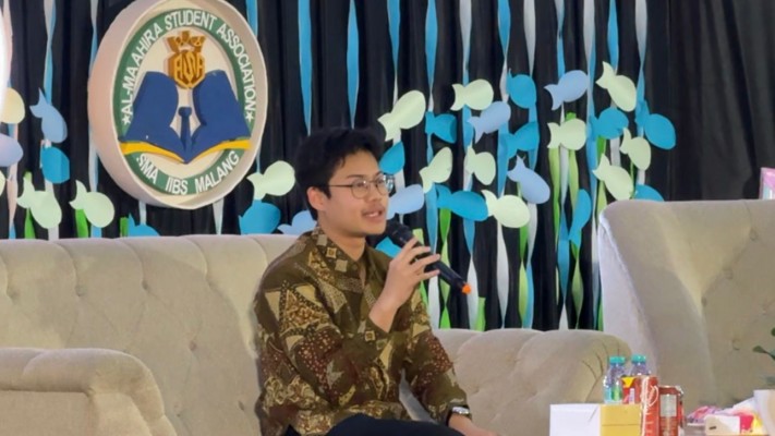 Kemeriahan ECLAIR Vol. 02 (Exuberant Competition of Al-Maahira IIBS) Bertajuk Futuristic Ocean_0