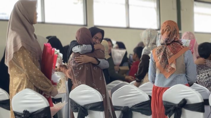 Santriwati Angkatan ke 4 SMP Al-Maahira Putri Sukses Gelar Ujian Terbuka Tahfidz Al-Quran_0